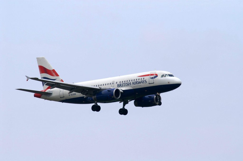 Ein Airbus A319-131 von British Airways mit der Kennung G-EUOE aufgenommen am 04.04.2009 auf dem Flughafen Zrich