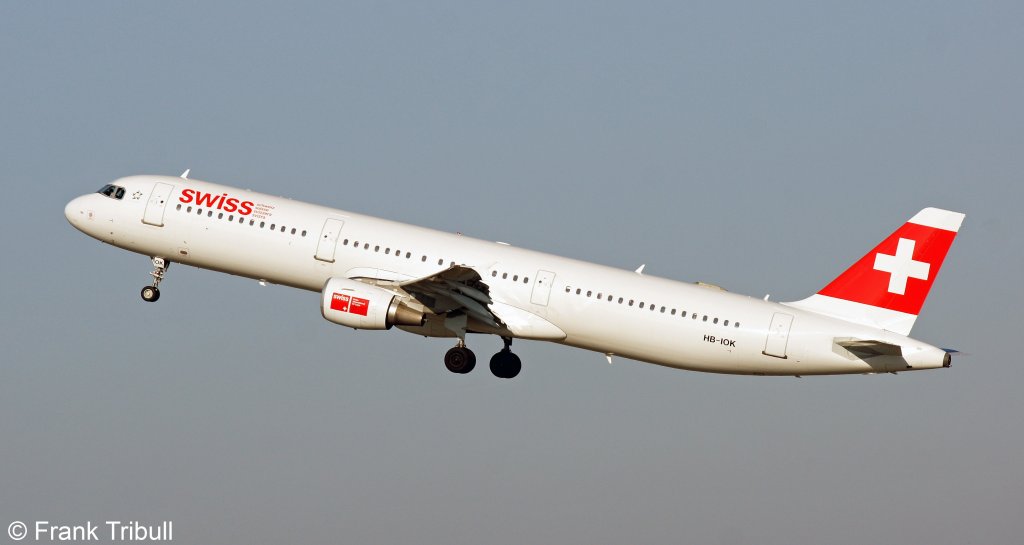 Ein Airbus A321-111 von Swiss International Air Lines mit der