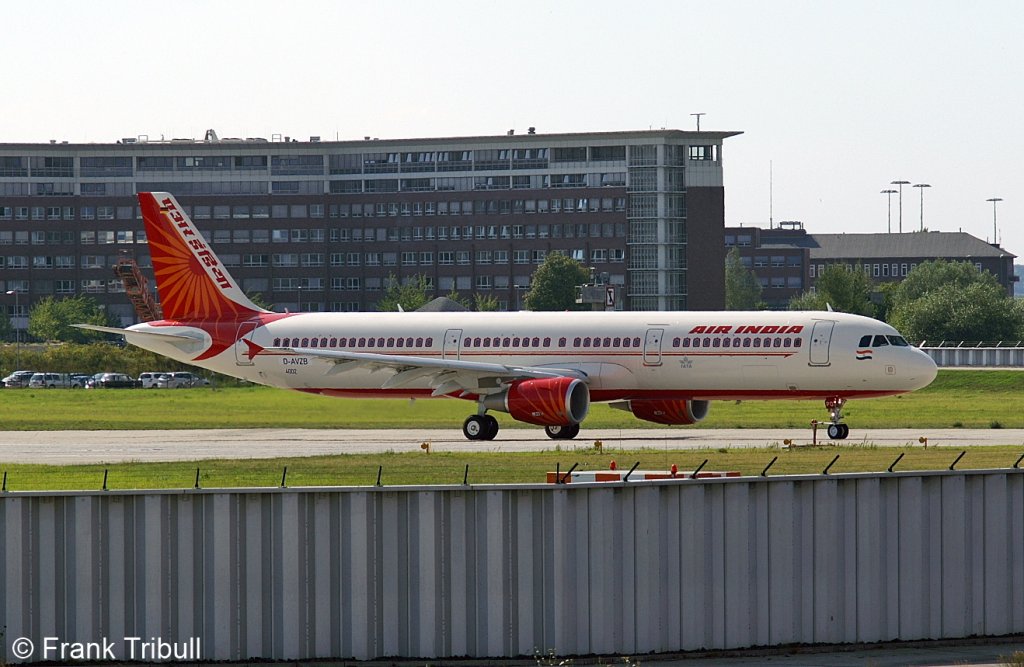 Ein Airbus A321-211 von Air India mit der vorlufigen Kennung D-AVZB flieg jetzt mit der Kennung VT-PPO aufgenommen am 04.08.2009 Airbus Flughafen von Hamburg-Finkenwerder.