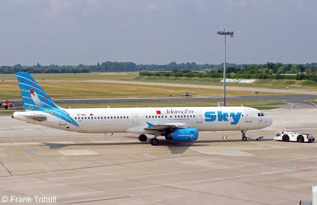 Ein Airbus A321-231 von Sky Airlines mit der Kennung TC-SKL