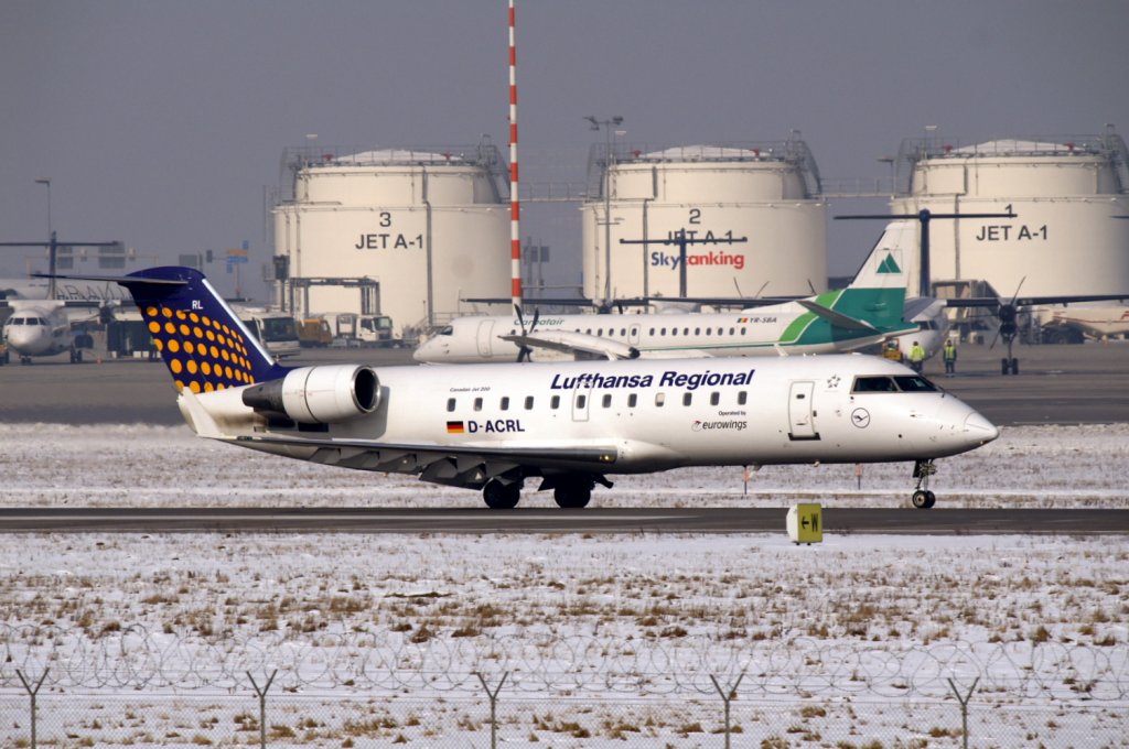 Ein Bombardier(Canadair) CL-600-2B19 CRJ-200ER von Eurowings mit der Kennung D-ACRL aufgenommen am 17.02.2010 auf dem Flughafen Stuttgart.