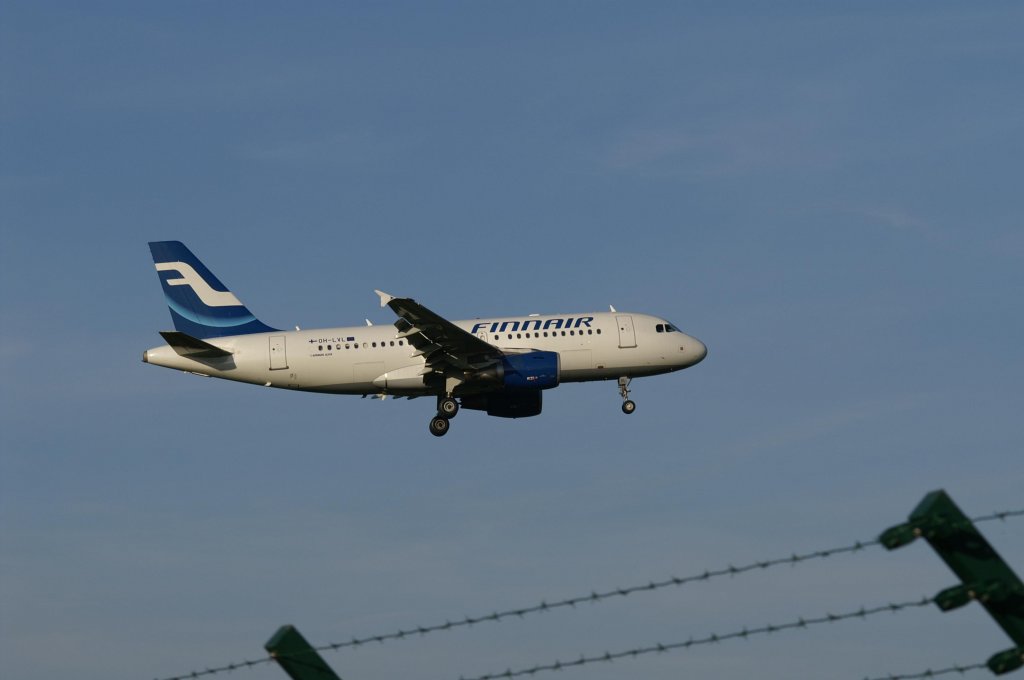 Eine Airbus A319-112 von Finnair mit der Kennung OH-LVL aufgenommen am 15.09.2007 auf dem Flughafen Zrich