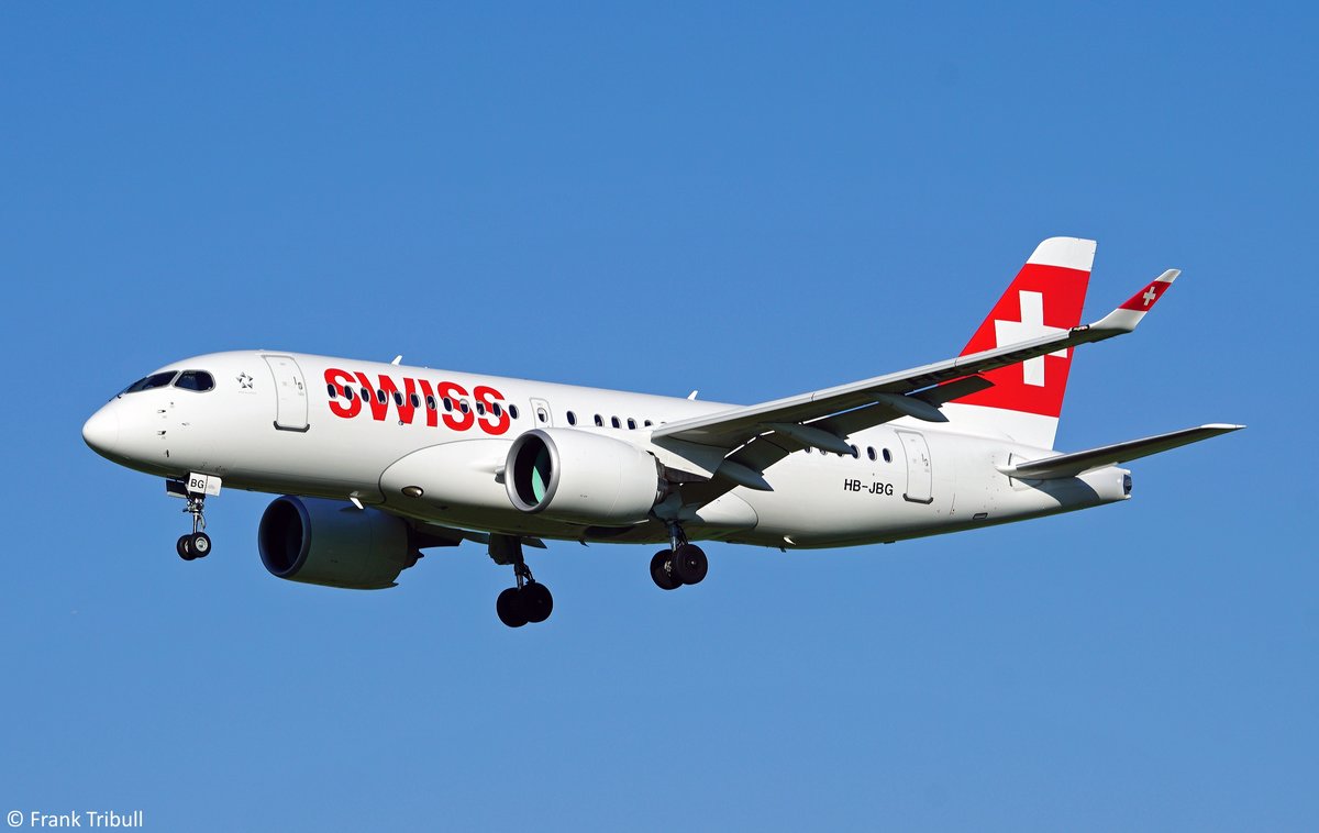 Eine Bombardier CS100 von Swiss mit der Kennung HB-JBG aufgenommen am 26.05.2017 auf dem Flughafen Zürich