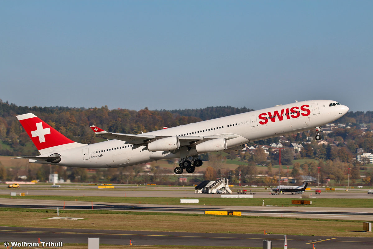 HB-JMA aufgenommen am 31.10.2017 auf dem Flughafen Zürich