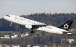 Ein Airbus A320-214 von Austrian Airlines mit der Kennung OE-LBX in der Star Alliance Lackierung aufgenommen am 23.12.2014 auf dem Flughafen Zürich