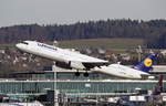 d-airc-erlangen/693983/ein-airbus-a321-131-von-lufthansa-mit Ein Airbus A321-131 von Lufthansa mit der Kennung D-AIRC aufgenommen am 23.12.2014 auf dem Flughafen Zürich