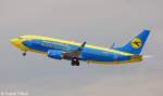 Eine Boeing B737-36Q /W von Ukraine International Airlines mit der Kennung UR-GBD aufgenommen am 02.06.2013 am Flughafen Zrich 