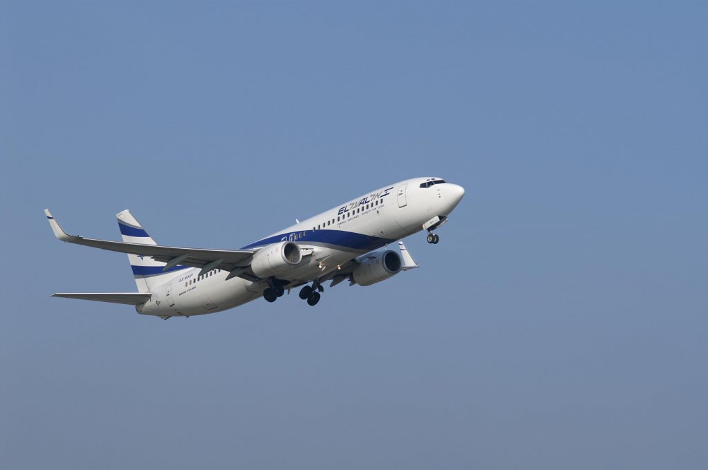 Eine Boeing 737-8Q8 / W von El Al Israel Airlines mit der Kennung 4X-EKP aufgenommen am 01.11.2007