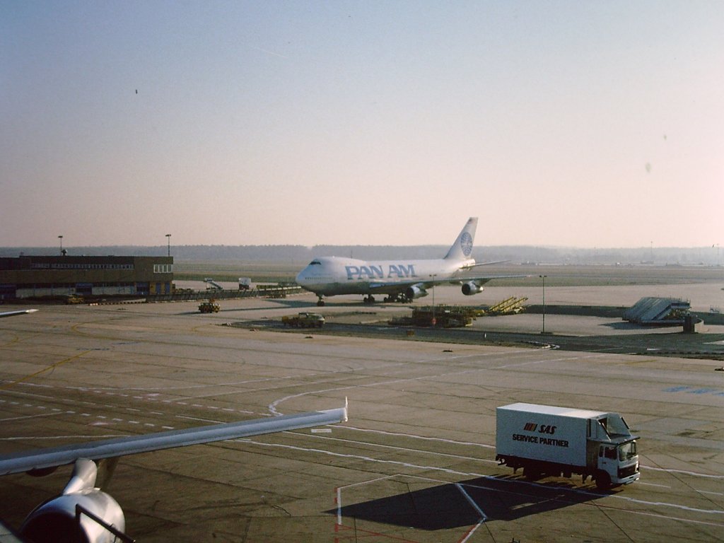 Reg.: N902PA Hersteller: BOEING Typ: 747-132 Serien Nr.: 19896 Baujahr: 1970 aufgenommen am 09.12.1987 auf dem Flughafen Frankfurt