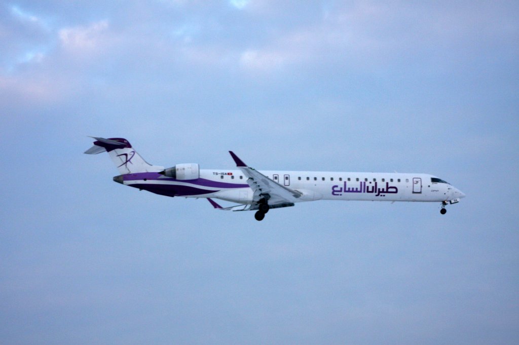 Reg.: TS-ISA Hersteller: Bombardier Typ: Canadair CL-600-2D24 CRJ-900 Serien Nr.: 15091 Baujahr: 2006 Erstflug: 2006 aufgenommen am 16.02.2010 auf dem Flughafen Zrich