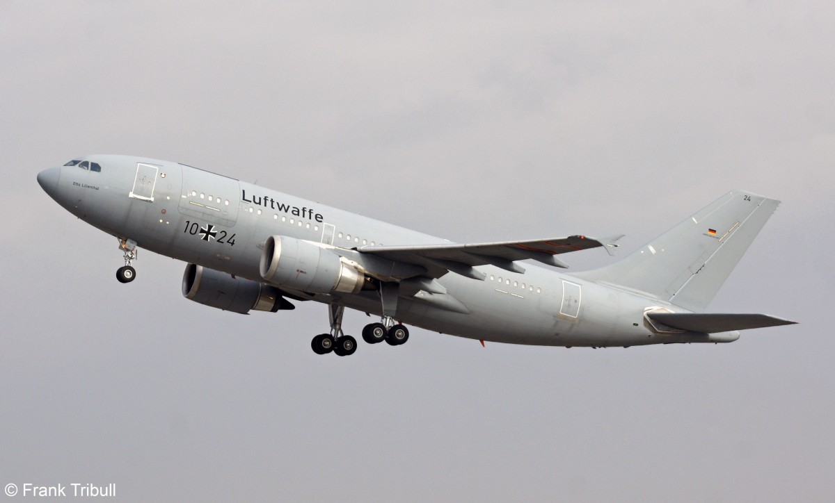 Ein Airbus A310-304/F von der Deutschen Luftwaffe mit der Kennung 10+24 aufgenommen am 05.03.2014 auf dem Flughafen Stuttgart 