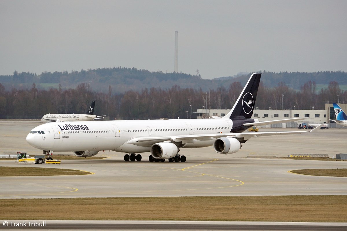 Ein Airbus A340-642 von Lufthansa mit der Kennung D-AIHI aufgenommen am 28.03.2019 am Flughafen München