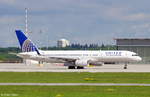 Eine Boeing B757-224/W von United Airlines mit der Kennung N12116 aufgenommen am 18.05.2013 auf dem Flughafen Stuttgart